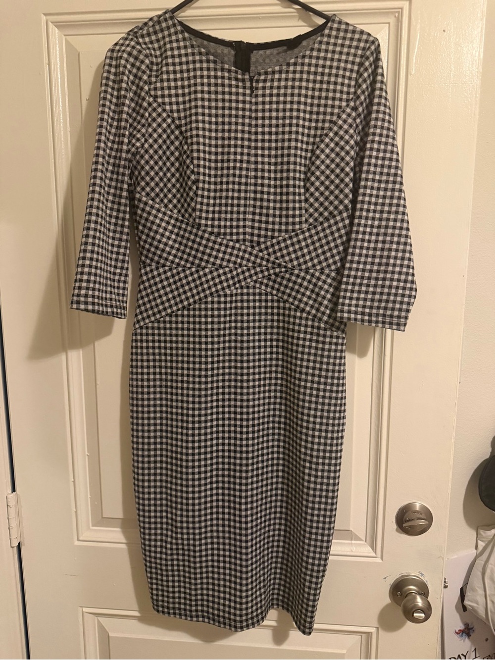 Black and White Gingham Midi Dress with Three-Quarter Sleeves